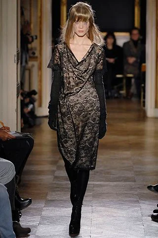 Look 18